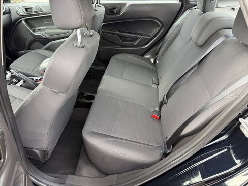 Used 2018 Ford Fiesta SE image 11