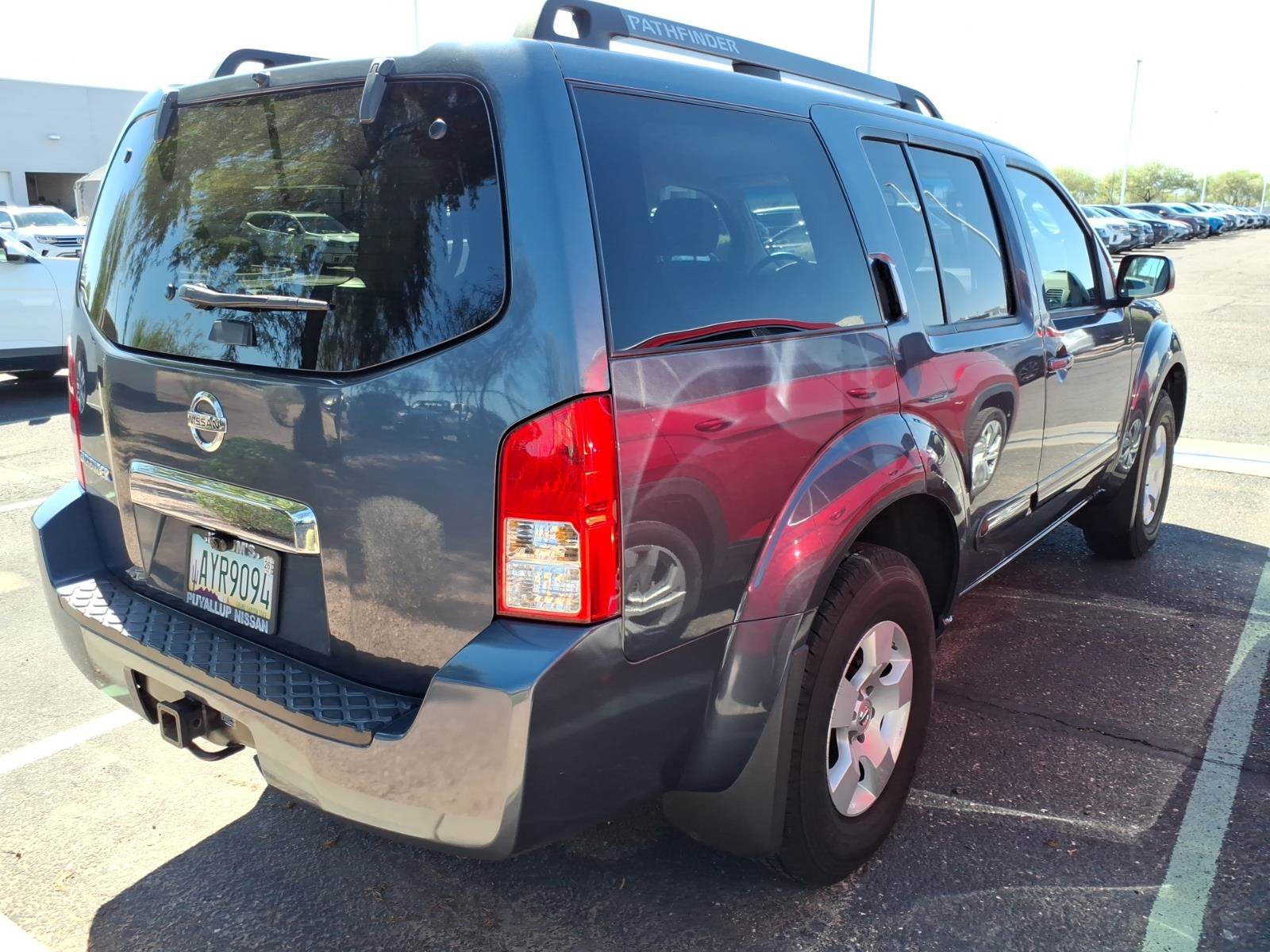 Used 2007 Nissan Pathfinder S AWD/4WD image 3