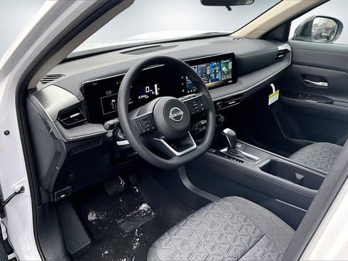 New 2026 Nissan Kicks SV w/ SV Premium Package image 7