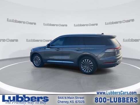 Used 2023 Lincoln Aviator Reserve image 6
