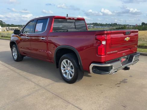 Used 2025 Chevrolet Silverado 1500 LTZ w/ LTZ Premium Package image 7