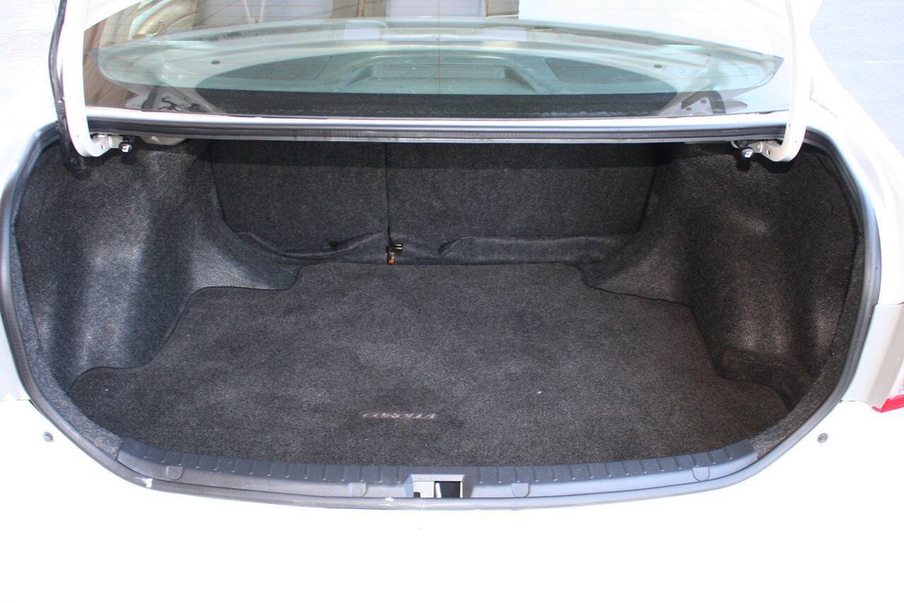 Used 2013 Toyota Corolla S FWD image 22