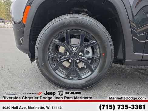 New 2026 Jeep Grand Cherokee Altitude AWD/4WD image 11