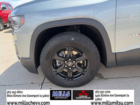 Used 2023 GMC Acadia AT4 w/ Technology Package AWD/4WD image 9