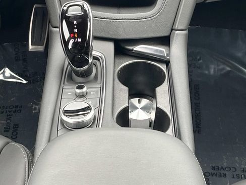 Certified 2025 Cadillac XT6 Sport w/ LPO, Floor Liner Package AWD/4WD image 17
