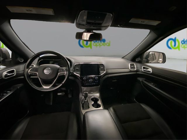 Used 2020 Jeep Grand Cherokee Altitude AWD/4WD image 28
