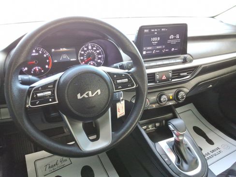 Used 2024 Kia Forte LX FWD image 12