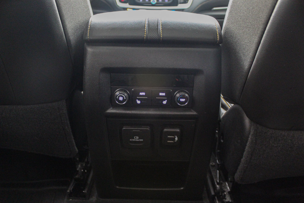 Used 2021 Chevrolet Traverse Premier w/ Redline Edition AWD/4WD image 25