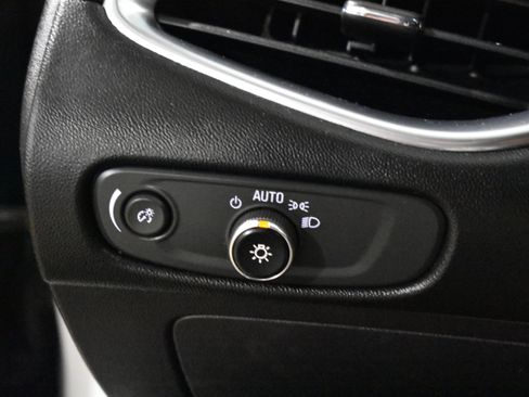 Used 2016 Chevrolet Malibu Hybrid w/ Leather Package image 19