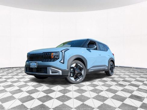 New 2027 Kia Seltos S FWD image 2