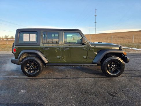 Used 2021 Jeep Wrangler Unlimited Sport image 2