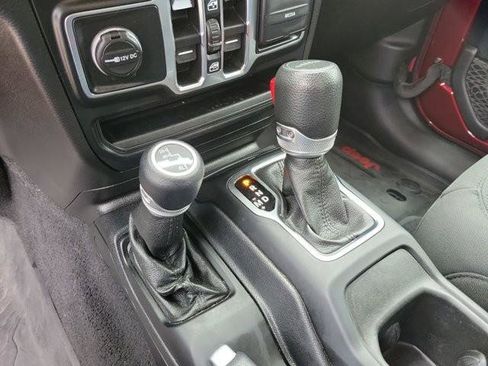 Used 2021 Jeep Gladiator Sport AWD/4WD image 28