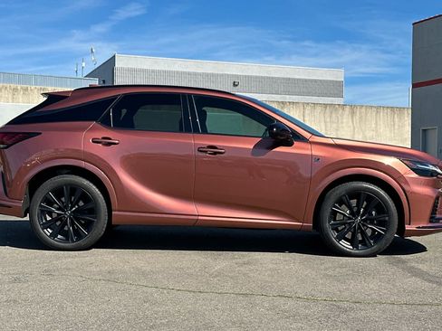 Used 2024 Lexus RX 500h F Sport w/ Convenience Package image 6