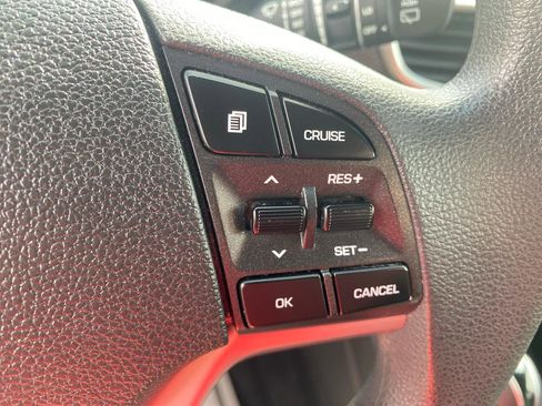 Used 2020 Hyundai Tucson Value w/ Cargo Package FWD image 18