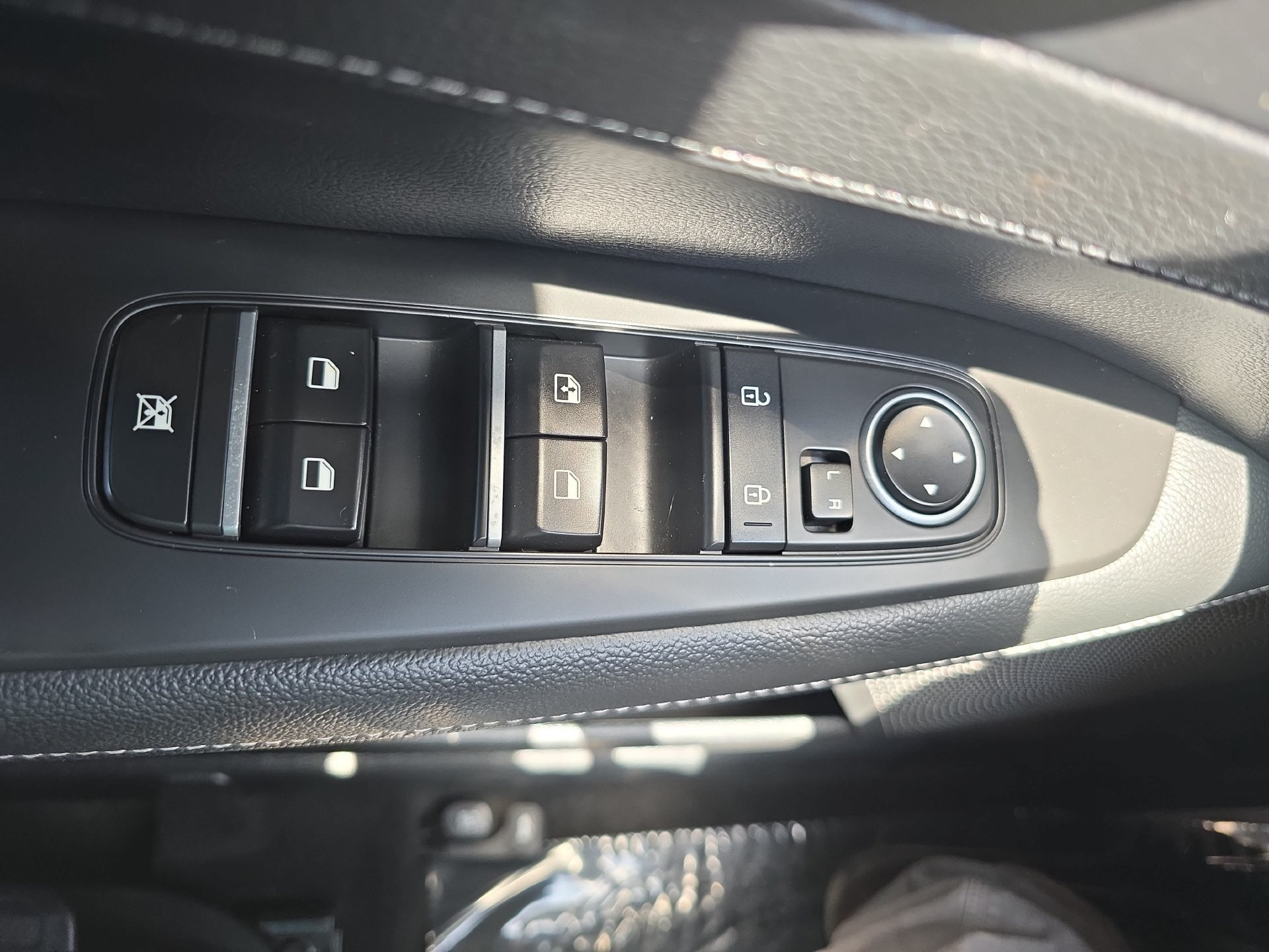 Used 2024 Kia Forte GT-Line FWD image 27