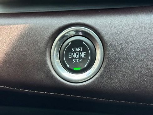 Used 2023 Cadillac Escalade Sport Platinum AWD/4WD image 22