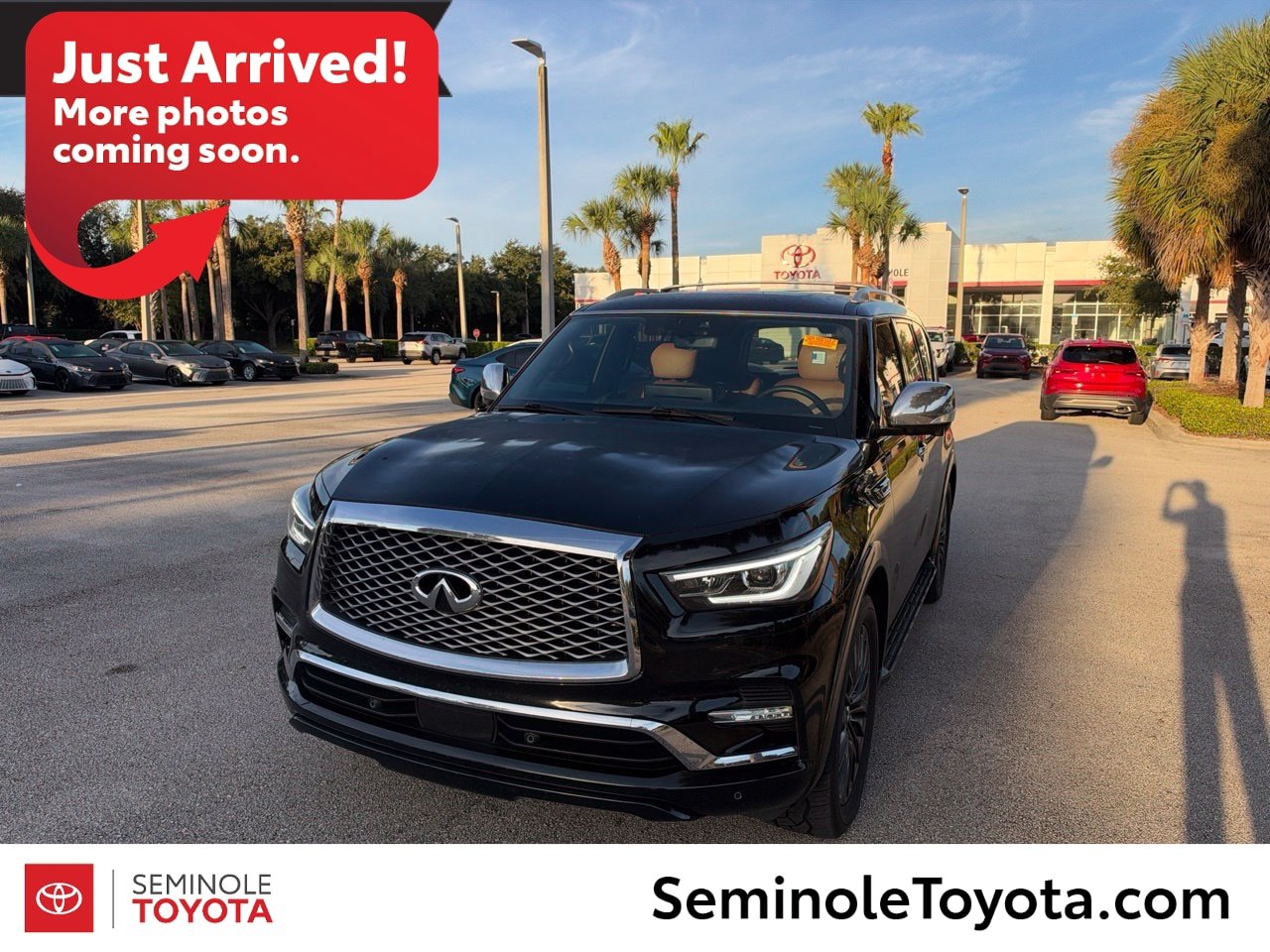 Used 2023 INFINITI QX80 Sensory w/ Cargo Package AWD/4WD image 1