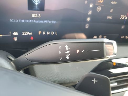 Certified 2025 Buick Enclave Preferred image 37