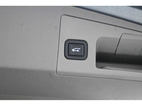 Used 2022 Cadillac XT5 Premium Luxury image 58