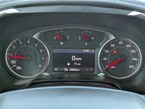 Used 2025 Chevrolet Blazer LT image 24