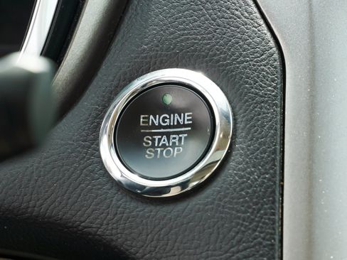 Used 2020 Ford Fusion SEL FWD image 38