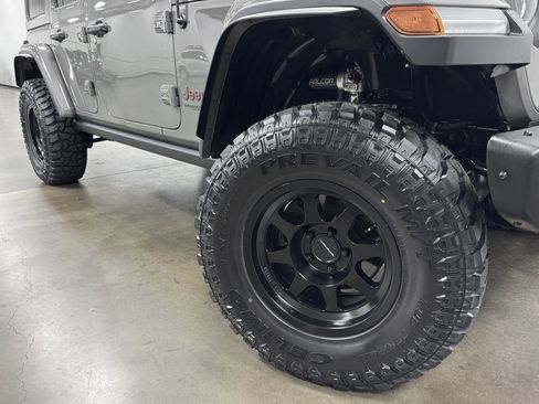 Used 2019 Jeep Wrangler Unlimited Rubicon image 20