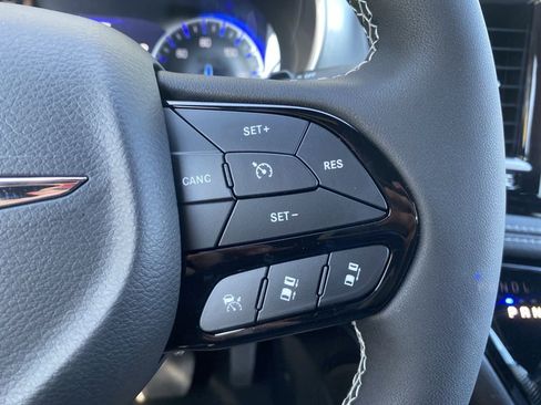 New 2026 Chrysler Pacifica Limited w/ S Appearance Package image 26