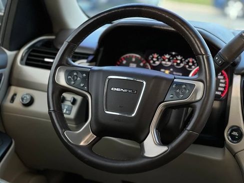 Used 2016 GMC Yukon XL Denali w/ Open Road Package RWD image 32
