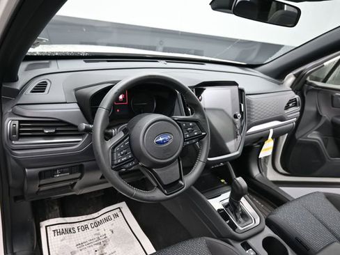 Used 2025 Subaru Forester Premium image 14