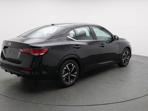 Used 2025 Nissan Sentra SV FWD image 9