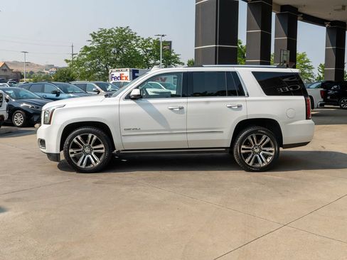 Used 2020 GMC Yukon Denali w/ Denali Ultimate Package AWD/4WD image 4