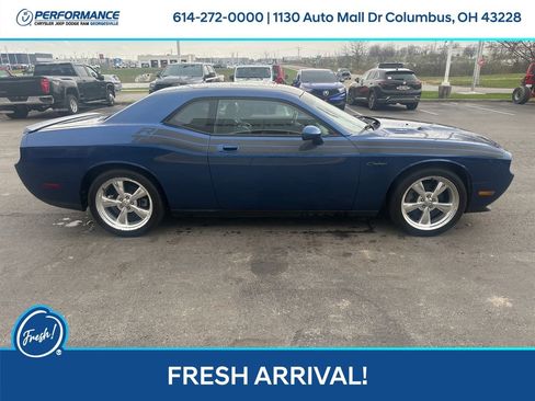 Used 2010 Dodge Challenger R/T image 3