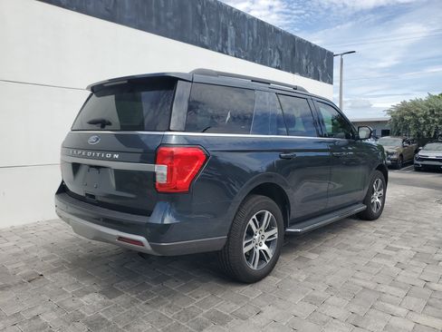 Used 2023 Ford Expedition XLT RWD image 6