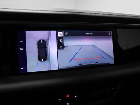 New 2026 Porsche Macan 4 Electric image 41