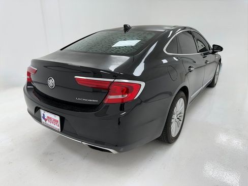 Used 2017 Buick LaCrosse image 20