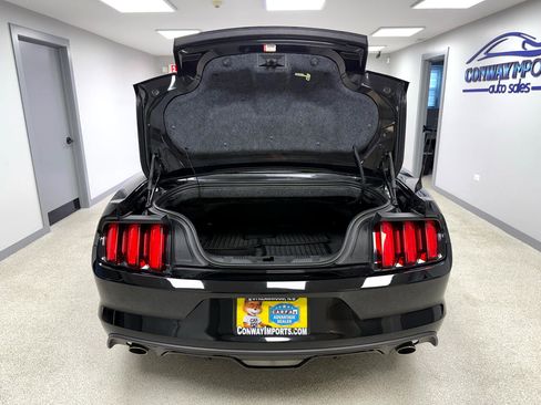 Used 2017 Ford Mustang GT Premium w/ GT Performance Package image 39