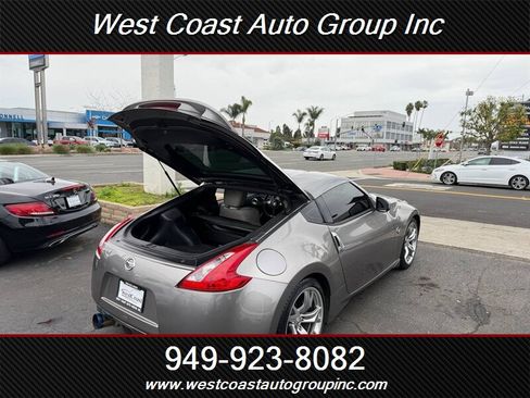 Used 2010 Nissan 370Z Touring w/ Sport Pkg image 23