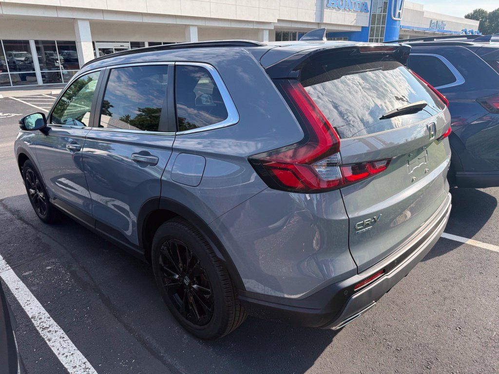 Certified 2024 Honda CR-V Sport Touring image 4