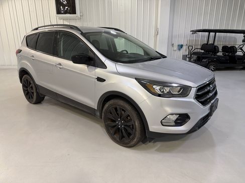 Used 2019 Ford Escape SE AWD/4WD image 7