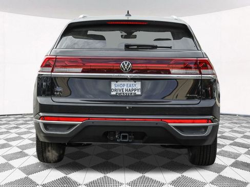 New 2025 Volkswagen Atlas Cross Sport SEL image 18