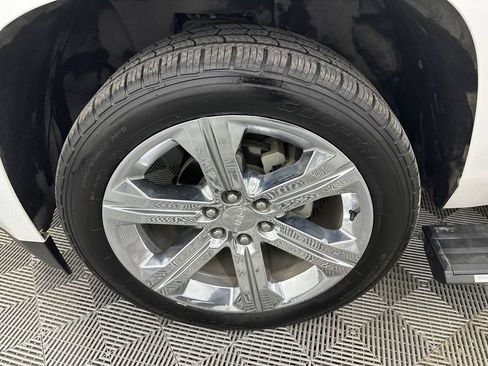 Used 2018 GMC Yukon Denali w/ Denali Ultimate Package AWD/4WD image 13
