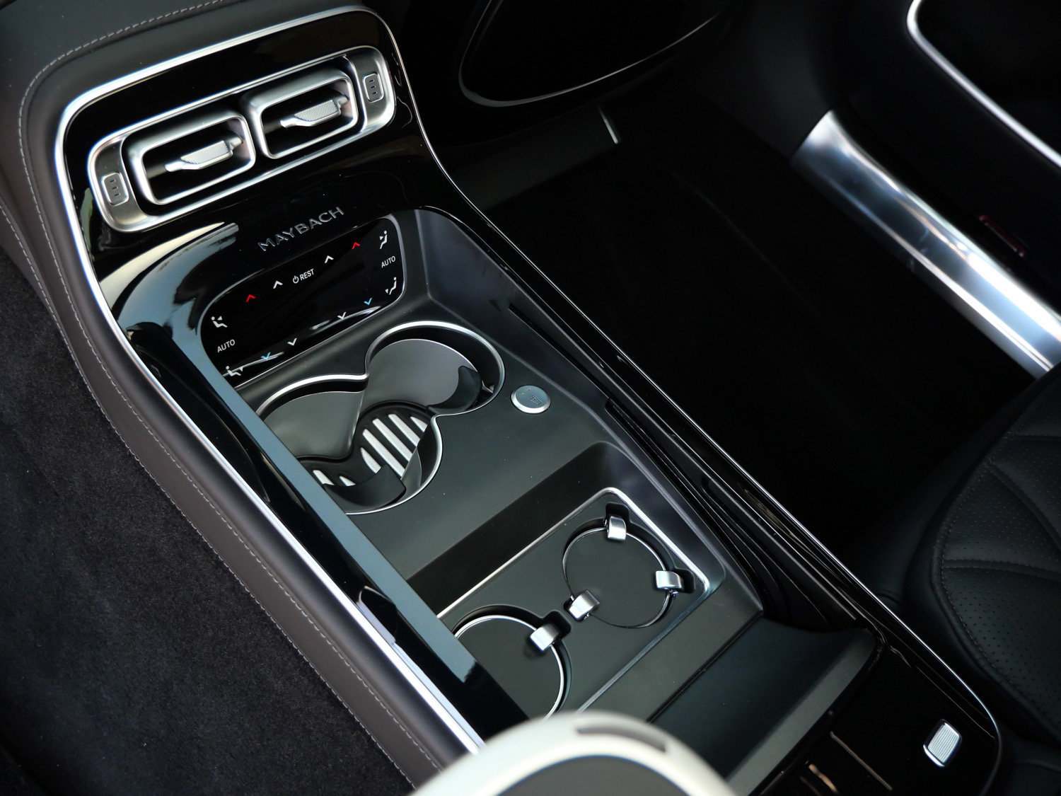 Used 2024 Mercedes-Benz Maybach S 680 4MATIC image 22
