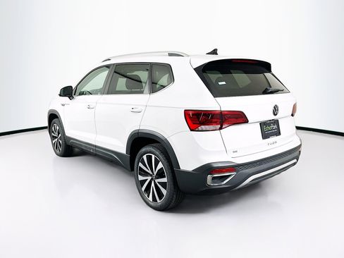 Used 2022 Volkswagen Taos SE image 5