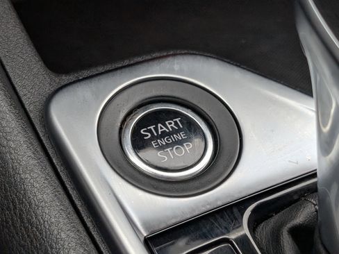 Used 2025 Nissan Sentra SV w/ All-Weather Package FWD image 31