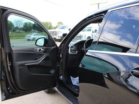 Used 2019 BMW X5 xDrive40i w/ Convenience Package AWD/4WD image 10