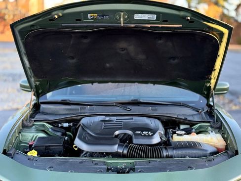 Used 2019 Dodge Charger SXT w/ Cold Weather Package image 30