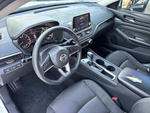 Used 2019 Nissan Altima 2.5 S image 18