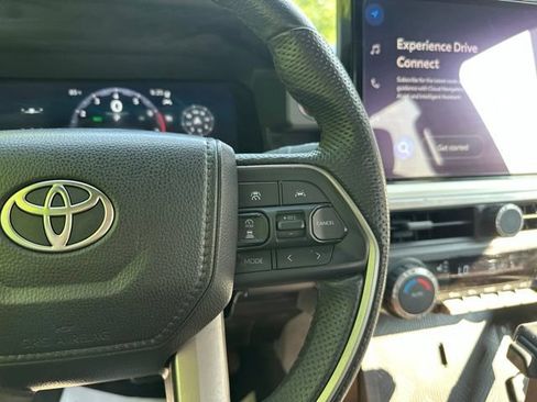 Used 2024 Toyota Tacoma TRD Off-Road AWD/4WD image 22