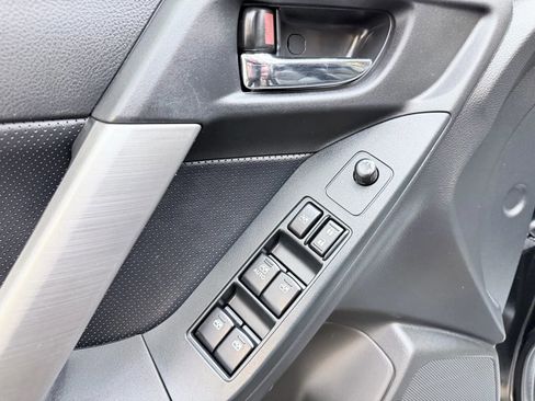 Used 2014 Subaru Forester 2.5i Limited image 11