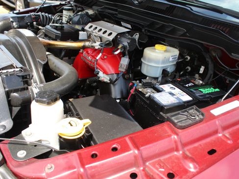 Used 2016 RAM 3500 Laramie image 39